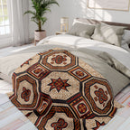Roman Knot Mosaic Fleece Throw